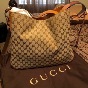 Authentic Gucci Heritage bag